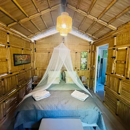 Bed and breakfast Bambou Bien-être à Bali - Le Soleil Des Cévennes 3*