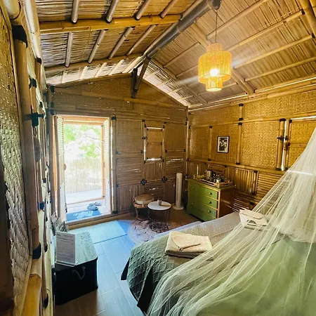 Bambou Bien-etre A Bali - Le Soleil Des Cevennes Bed & Breakfast Saint-Jean-du-Gard