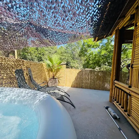 Bambou Bien-être à Bali - Le Soleil Des Cévennes 3*