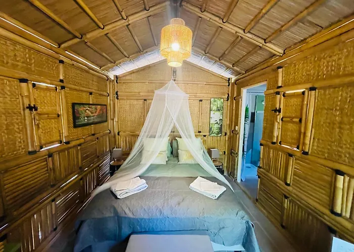 Panzió Bambou Bien-etre A Bali - Le Soleil Des Cevennes 3*