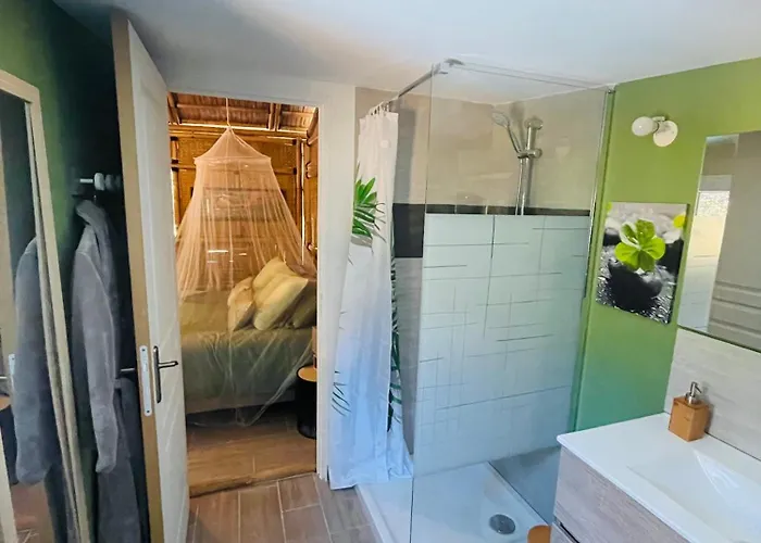 Bambou Bien-etre A Bali - Le Soleil Des Cevennes 3* Saint-Jean-du-Gard